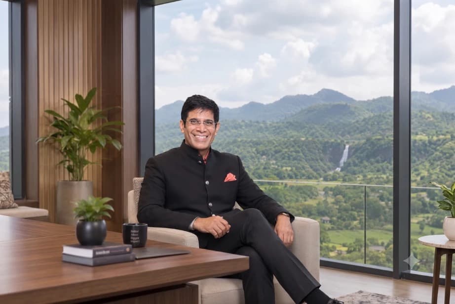 Jagdish Salgaonkar, Chairman of Ozaara
